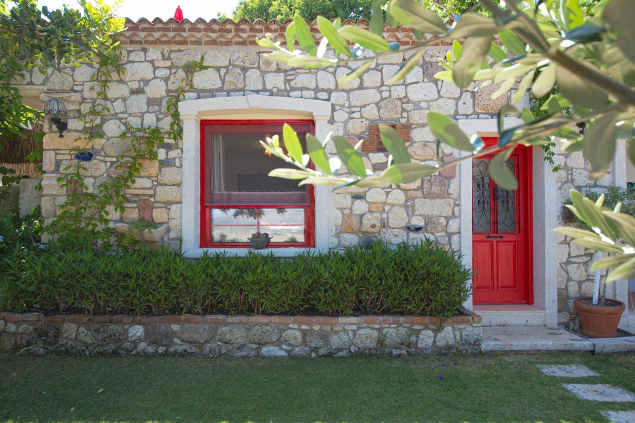 Villa Taraca Alacati Romantik Otel (Adults Only) エクステリア 写真