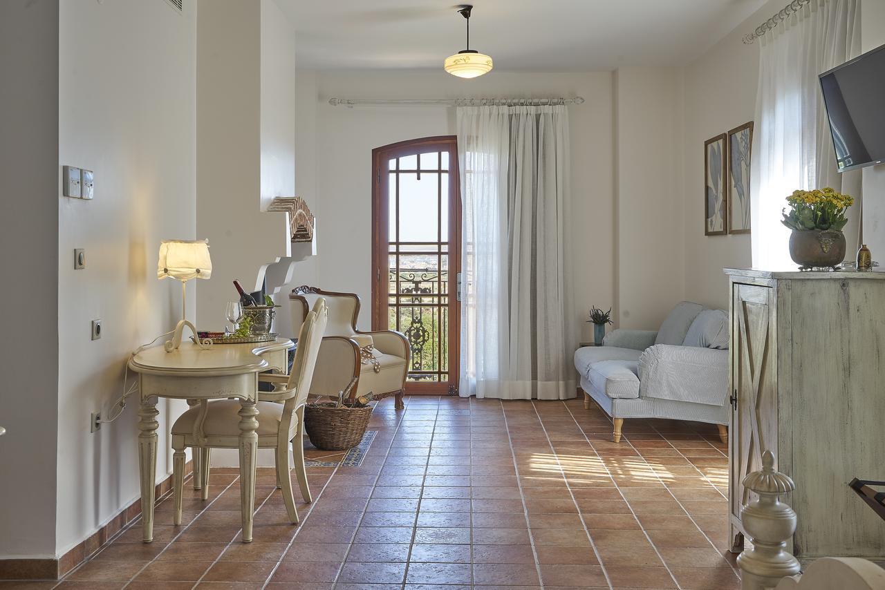 Villa Taraca Alacati Romantik Otel (Adults Only) エクステリア 写真